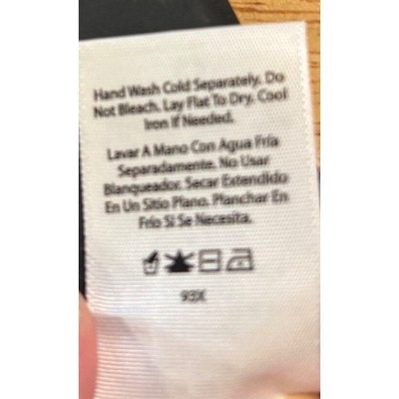 Multicolor Striped Scarf 66" Long, 76"w/Fringe, Acrylic‎ - Picture 3 of 5